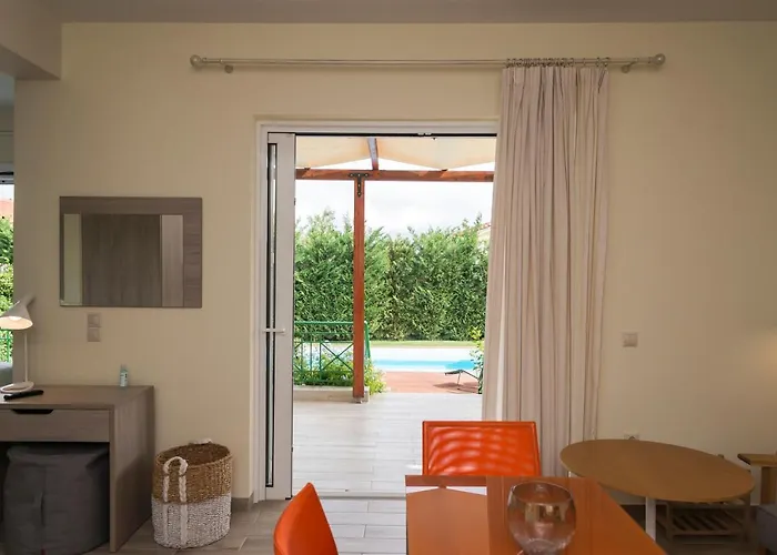 Venus With Private Pool, 2min To The Lejlighed Finikounta